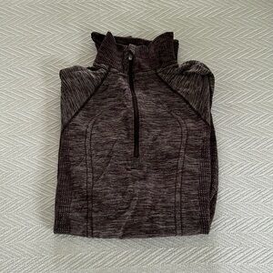 Lululemon quarter zip size 2